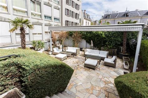 drake longchamp swiss quality hotel 32 rue rothschild